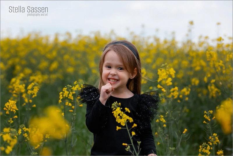 20240904 canola fields family cape town 09 copy